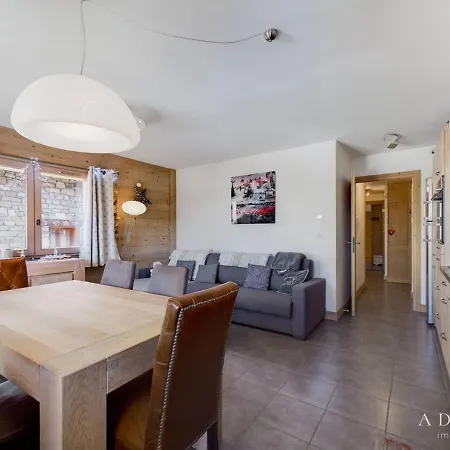 3 Pieces Aux Pieds Des Pistes Avec Balcon, Parking Et Wifi - Fr-1-398-606 * Montvalezan